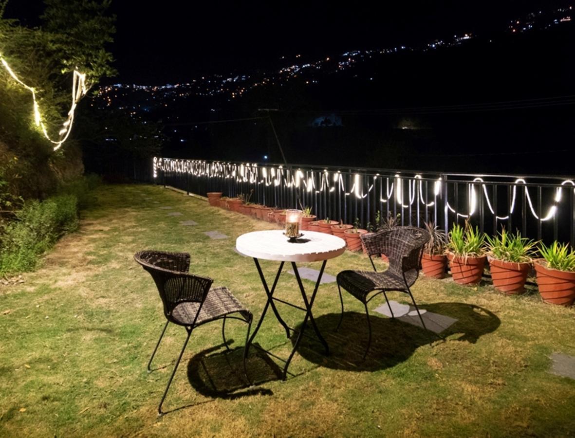 Nirvana Lodge And Lounge มัสซูรี ภายนอก รูปภาพ