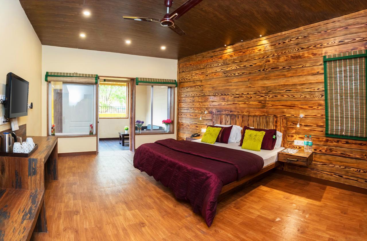 Nirvana Lodge And Lounge มัสซูรี ภายนอก รูปภาพ
